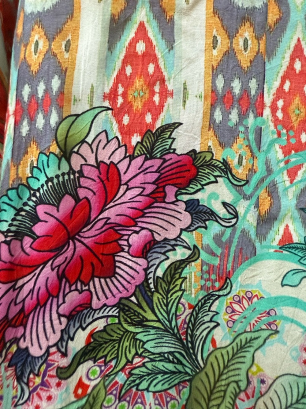 Johnny was Belize Eloise floral collage top - Picture 4 of 11